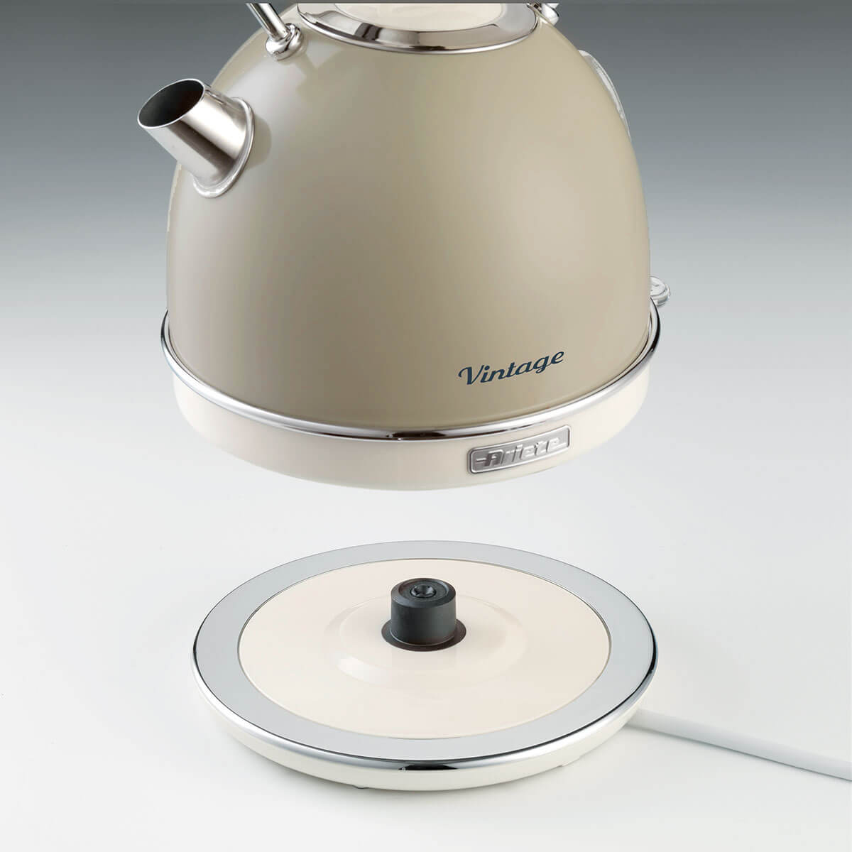 ARIETE Vintage Electric Kettle 1.7L Stainless Steel Beige
