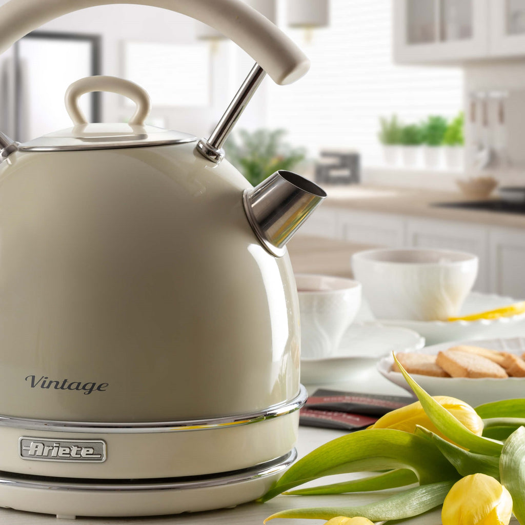 ARIETE Vintage Electric Kettle 1.7L Stainless Steel Beige