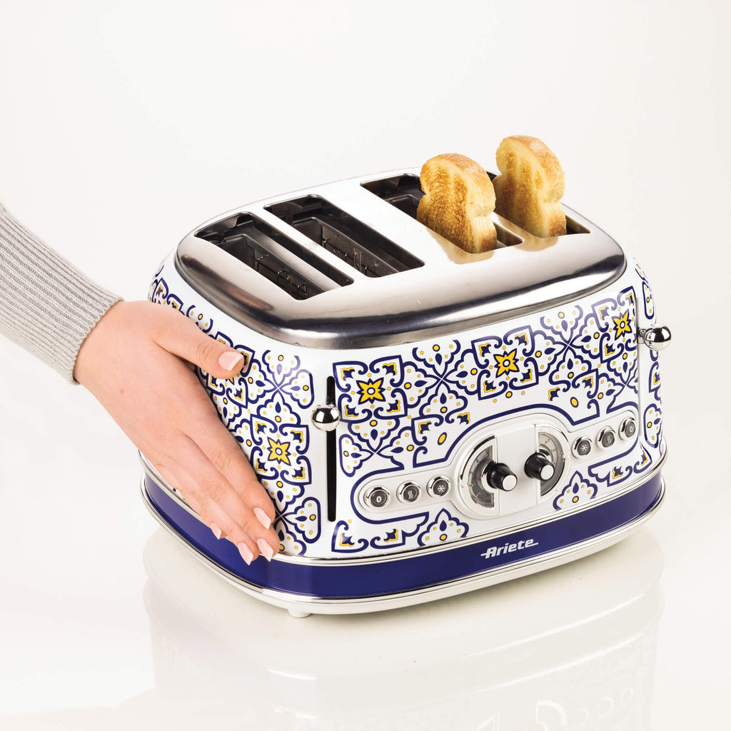 ARIETE Capri Vintage Kettle 1.7L Mediterranean Design + ARIETE Vintage Capri 4-Slice Toaster Mediterranean Design
